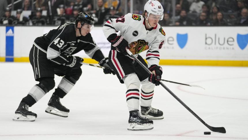Blackhawks re-sign forward Lukas Reichel to a 2-year contract
