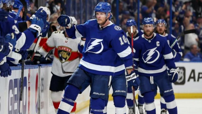 2022 NHL Playoffs: Lightning take 3-0 series lead after crushing Panthers 5-1 in Tampa