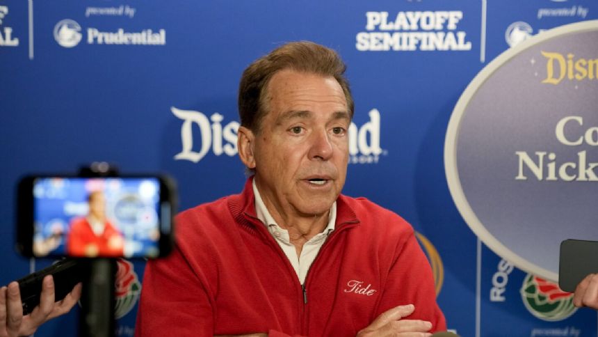 A tantalizing Rose Bowl matchup pits Saban's Alabama against Harbaugh's Michigan in the CFP