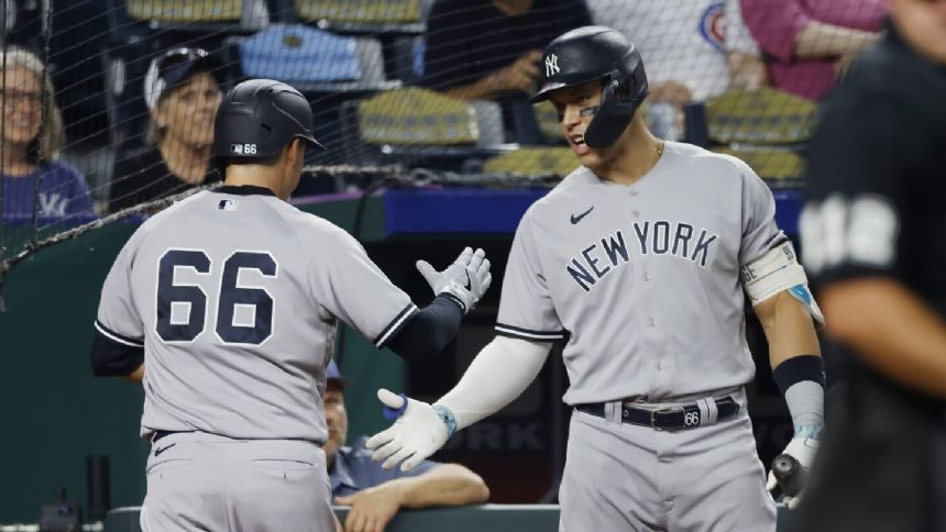 Aaron Judge wins MLB's Clemente Award for philanthropy