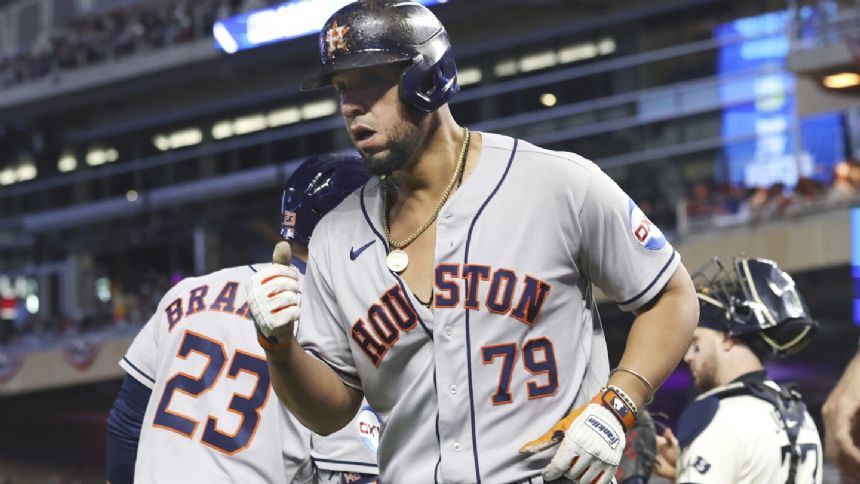 Abreu homers again to power Astros past Twins 3-2 and into 7th straight ALCS