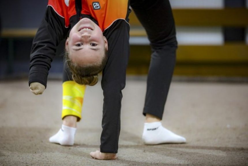 Against all odds, disabled teen gymnast in Bosnia excels