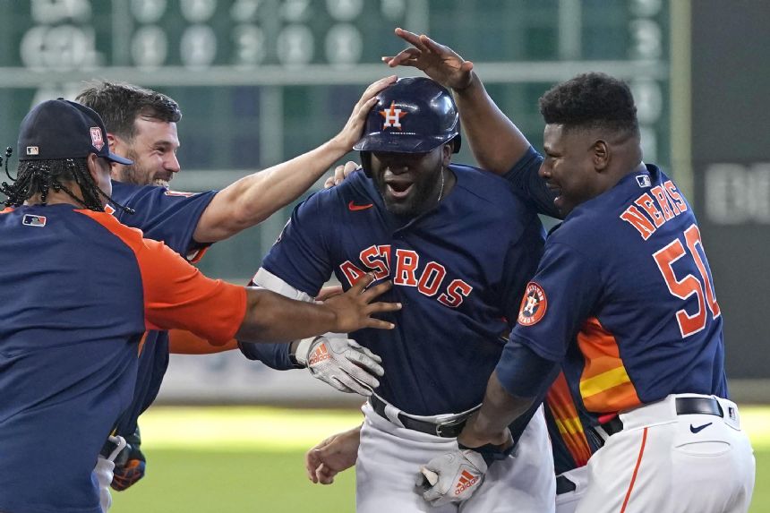 Alvarez delivers in 10th, Astros beat Rodriguez-less M's 3-2