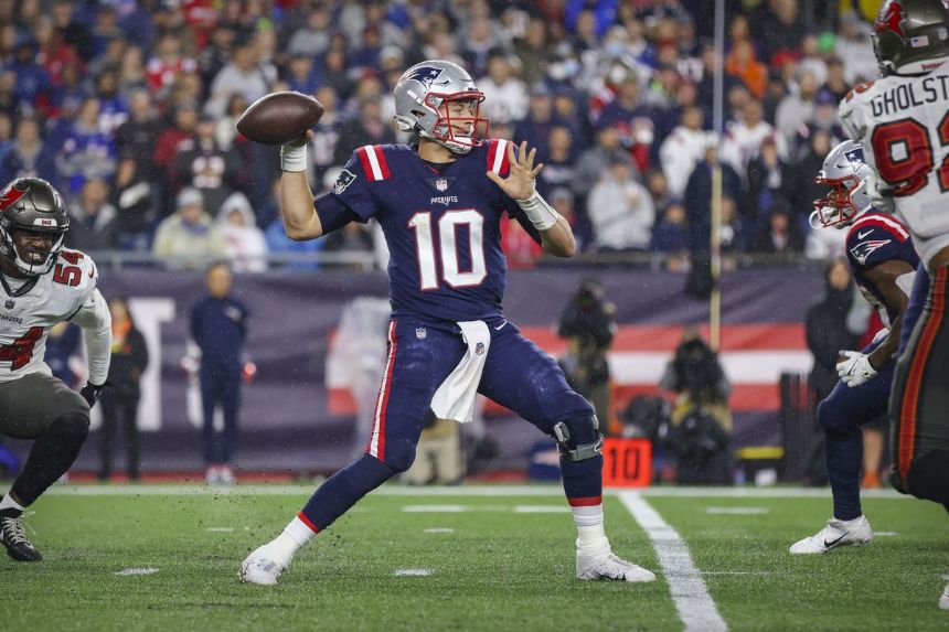 Analysis: Patriots' downfall after Brady lasted one season