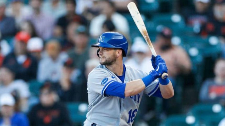 Andrew Benintendi trade: Yankees acquire All-Star outfielder from Royals, per report
