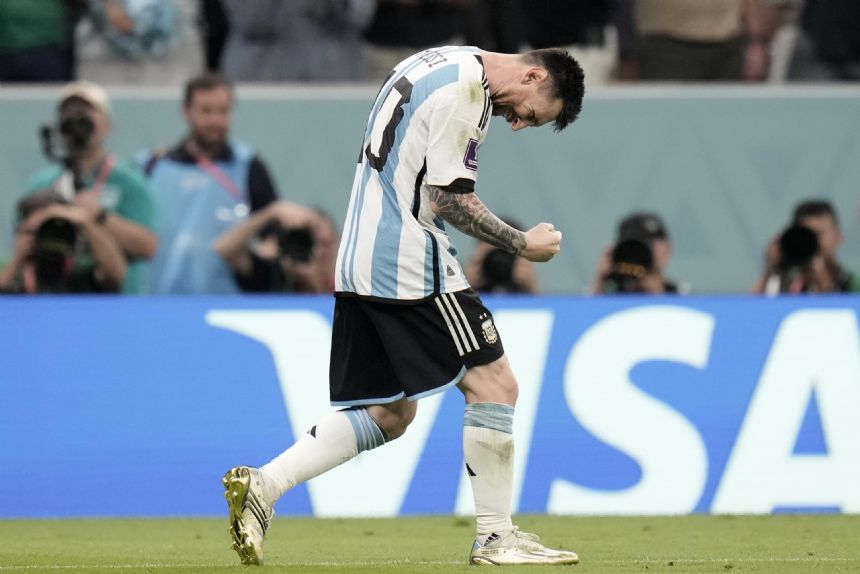 AP PHOTOS: World Cup highlights from Day 7