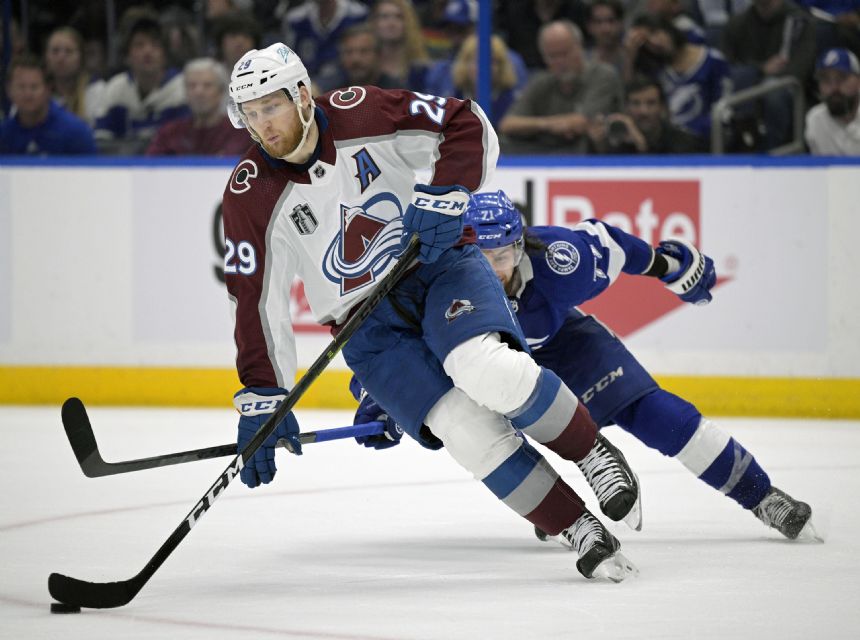 AP source: MacKinnon signs 8-year deal, highest paid in NHL