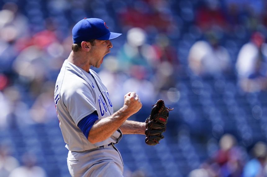 AP source: Phillies get reliever Robertson from Cubs