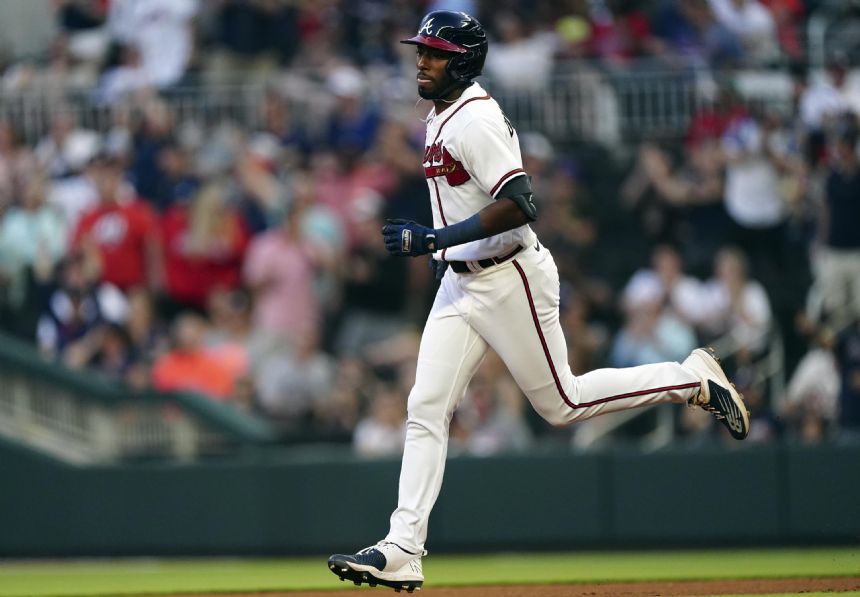 Arcia's 2-run homer in 9th lifts Braves over Red Sox 5-3