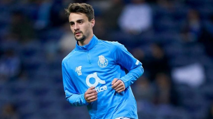 Arsenal transfers: Fabio Vieira to join from Porto in $42 million deal as Gunners beat Tottenham to youngster