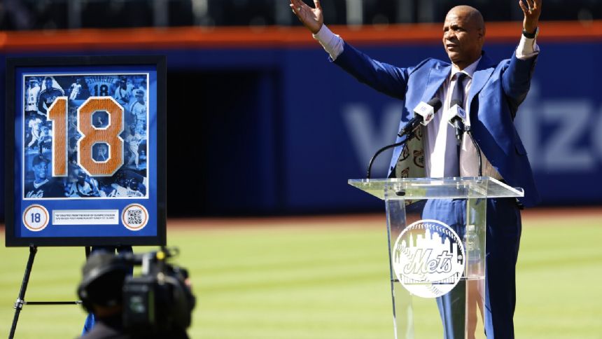 As Mets retire his No. 18, Strawberry tells fans 'I'm so sorry for ever leaving'