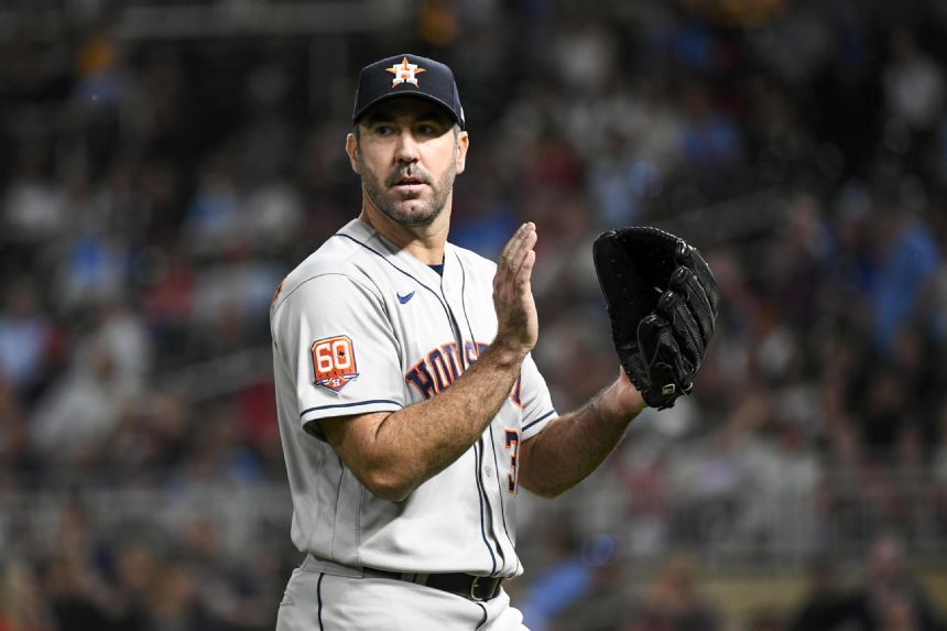 Astros' Verlander comes close to 4th career no-hitter