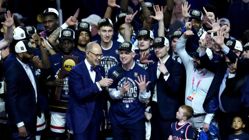 Back to back! UConn fans gather to celebrate another basketball championship