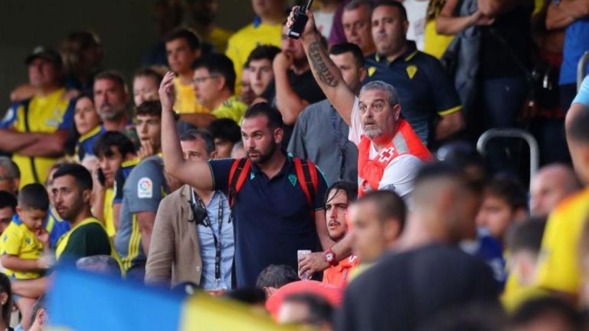 Barcelona match against Cadiz paused for fan medical emergency in stands