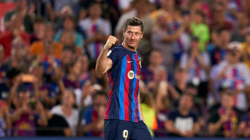 Barcelona's attack continues incredible form as Robert Lewandowski scores twice in win over Real Valladolid
