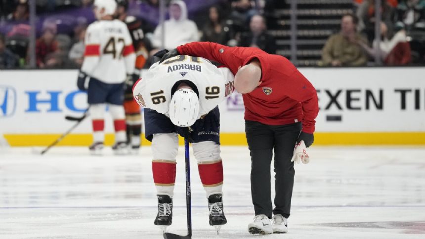 Barkov won't play Monday, will be listed as day to day with hurt knee, Panthers say