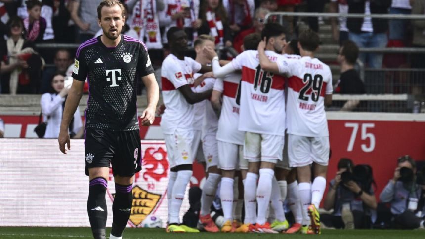 Bayern emerges beaten and bruised from last Real Madrid warmup. Dortmund routs Augsburg ahead of PSG