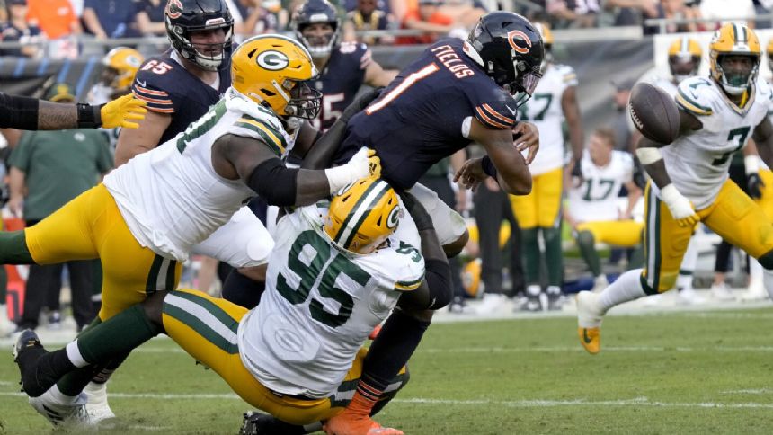 Bears quarterback Justin Fields says he was 'too conservative' in opener against Packers