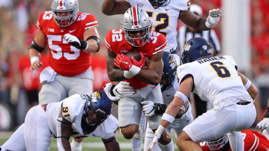 Big Ten college football picks, odds in Week 4: Ohio State could be tested, Michigan needs style points