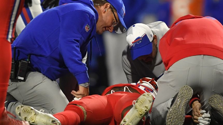 Bills running back Damien Harris suffers neck injury, leaves field in ambulance versus Giants