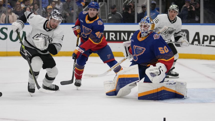 Binnington makes 40 saves and St. Louis Blues beat Los Angeles Kings 3-1