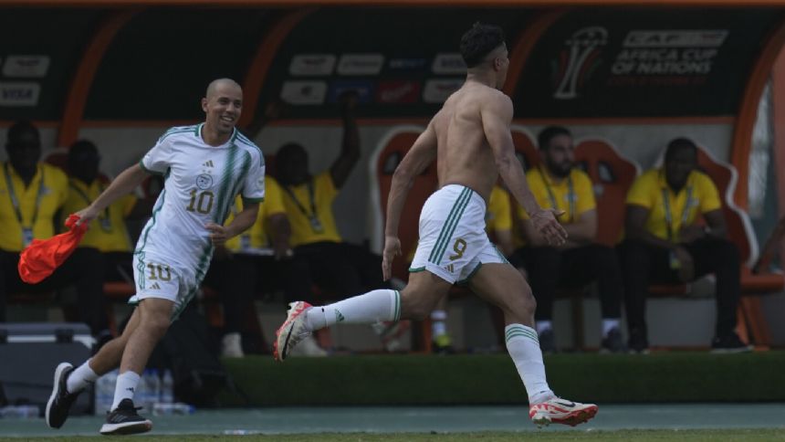 Bounedjah scores late for Algeria to draw with Burkina Faso 2-2 at Africa Cup