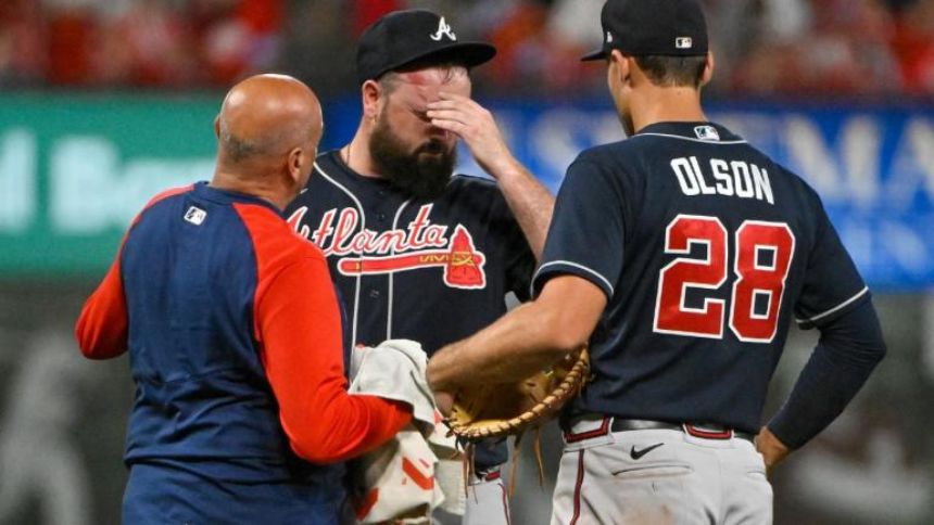 Braves' Jackson Stephens placed on concussion injured list after being struck by line drive vs. Cardinals