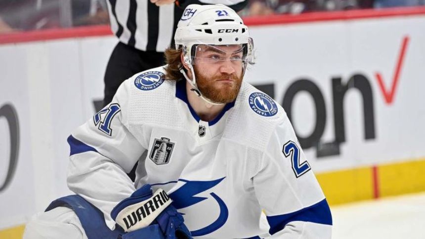 Brayden Point injury update: Lightning star is game-time decision for Game 3 vs. Avalanche