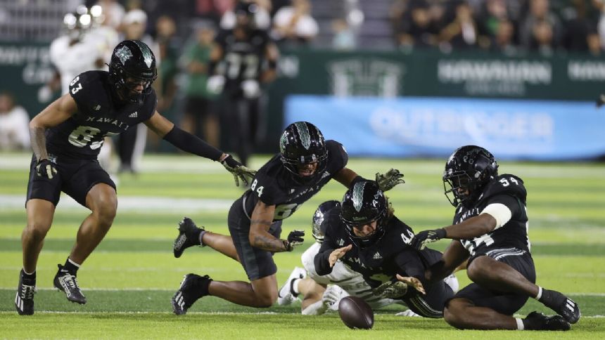 Brayden Schager accounts for 3 TDs, Hawaii hands Air Force first MWC loss, 27-13