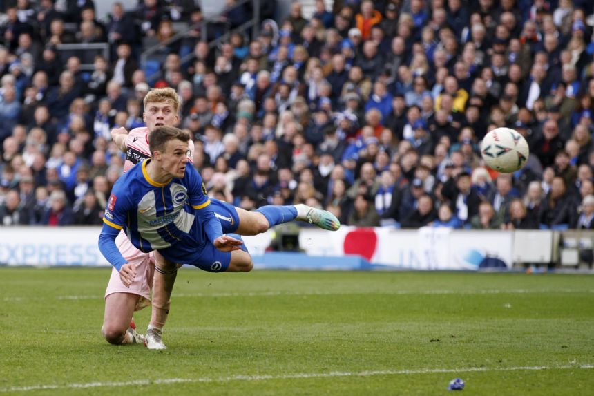 Brighton and Sheffield United advance to FA Cup semifinals