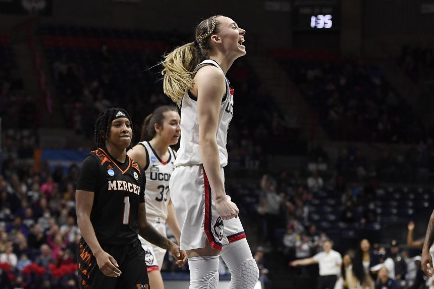 Bueckers starts as UConn rolls past Mercer 83-38