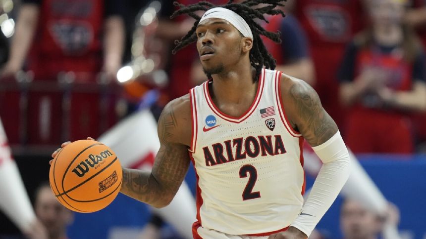 Caleb Love leads Arizona into Sweet 16 with team-first approach