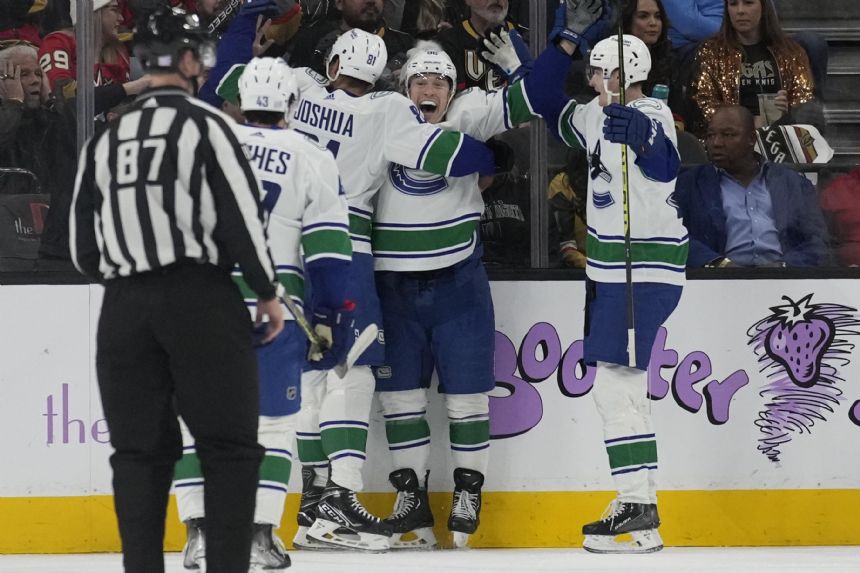 Canucks hand Vegas second straight home loss with 5-1 win