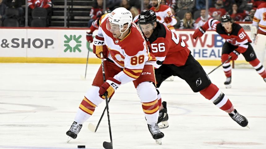 Capitals acquire winger Andrew Mangiapane in a trade with the Flames