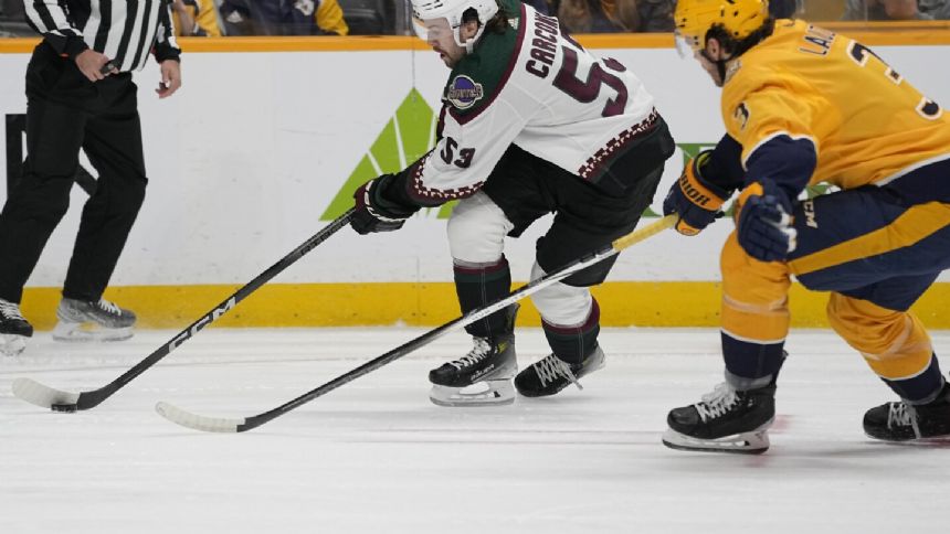 Carcone's two goals leads Coyotes over slumping Predators, 7-5
