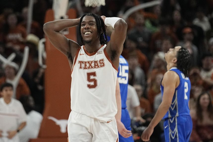 Carr scores 19 as No. 2 Texas outlasts No. 7 Creighton 72-67