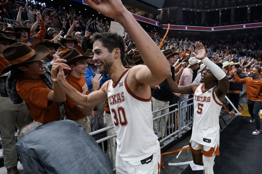 Carr scores 19, No. 2 Texas beats No. 7 Creighton 72-67