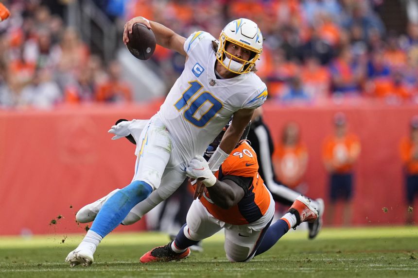 Chargers still in playoff position, but mired in a slump