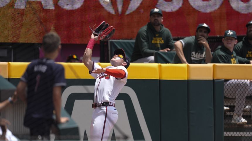 Charlie Morton, Braves shut down Athletics 3-1 to take series on Murphy's bloop double