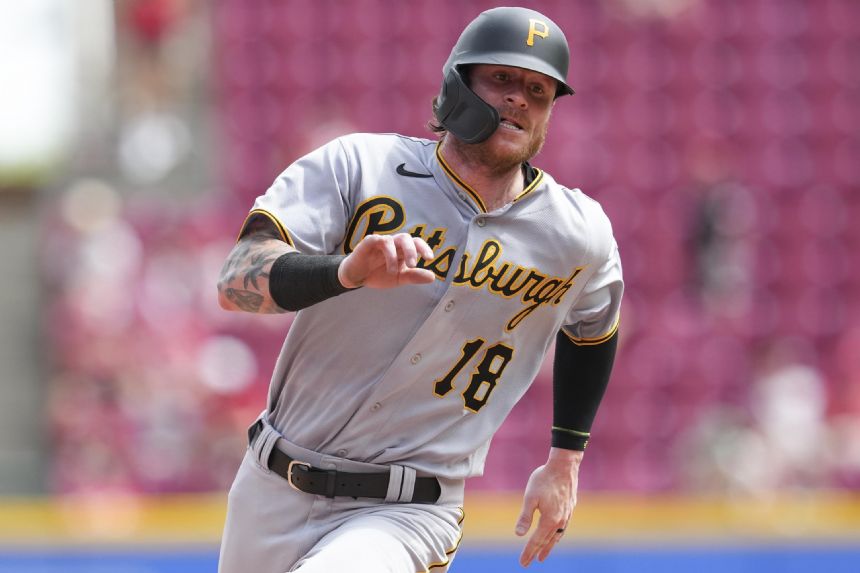 Chavis has big hit, Contreras solid as Pirates top Reds 4-2