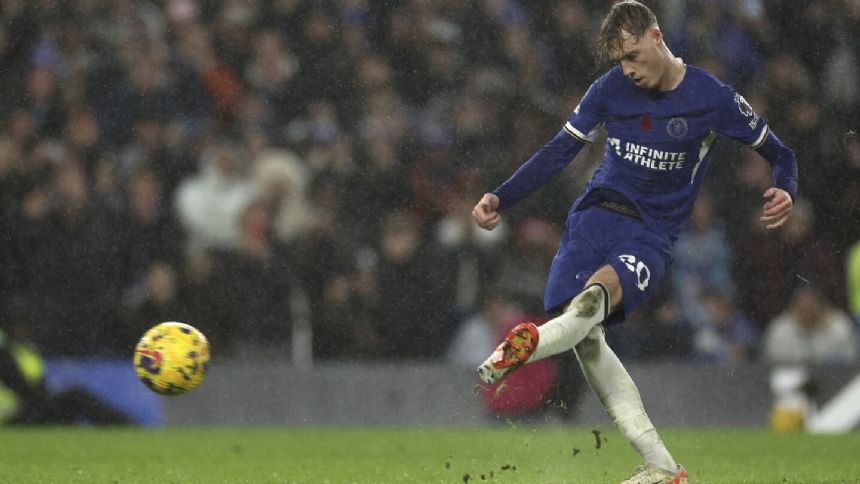 Chelsea's Palmer comes back to haunt Man City in thrilling 4-4 draw