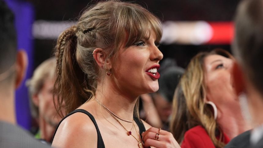 Chiefs get White House invitation to celebrate Super Bowl win. Could Taylor Swift tag along?