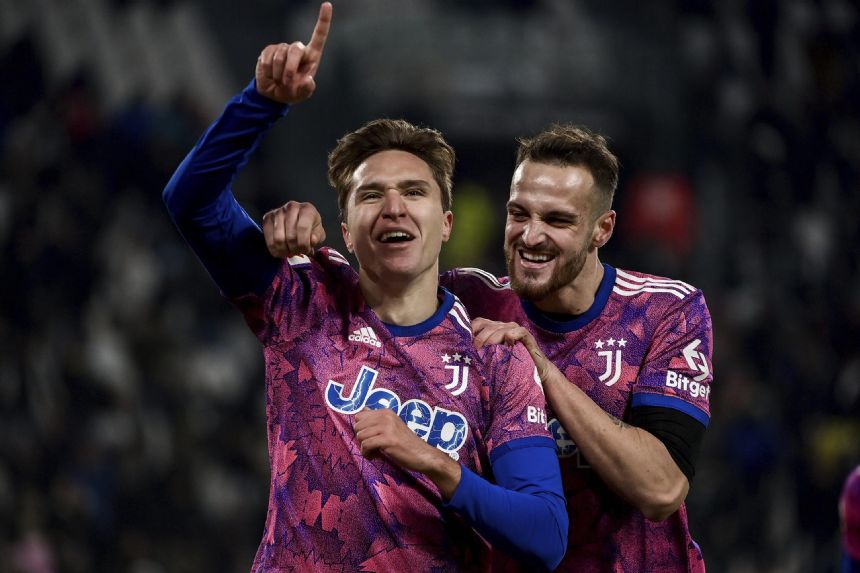 Chiesa's goal helps Juventus beat Monza 2-1 in Italian Cup