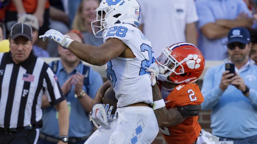 Clemson cornerback Nate Wiggins entering the NFL draft, opting out of bowl