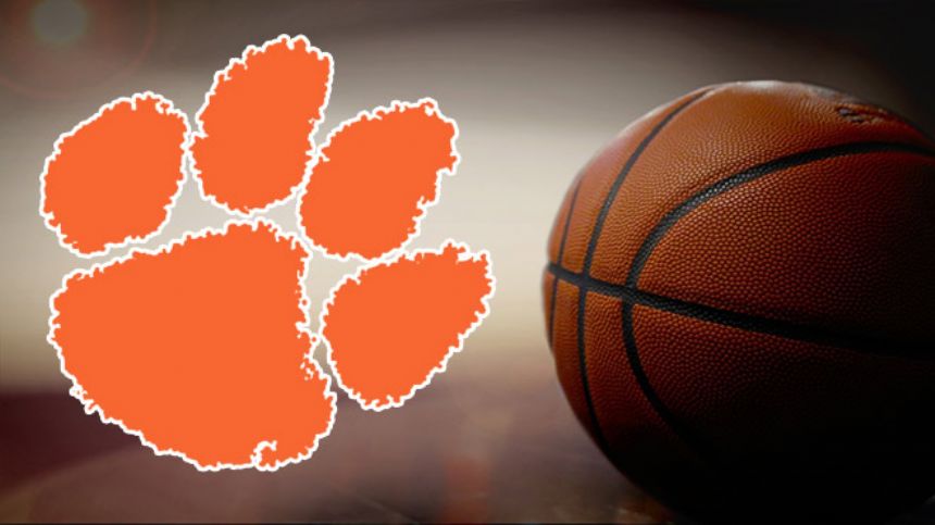 Clemson fends off Drake 90-80 in OT at Holiday Hoopsgiving