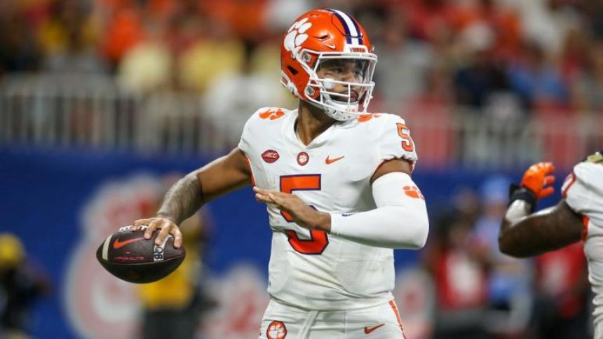 Clemson vs. Wake Forest odds, prediction, line: 2022 Week 4 college football picks by model on 51-43 run