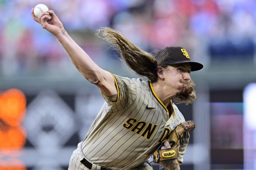 Clevinger, 2 relievers lead Padres past Phillies 3-0