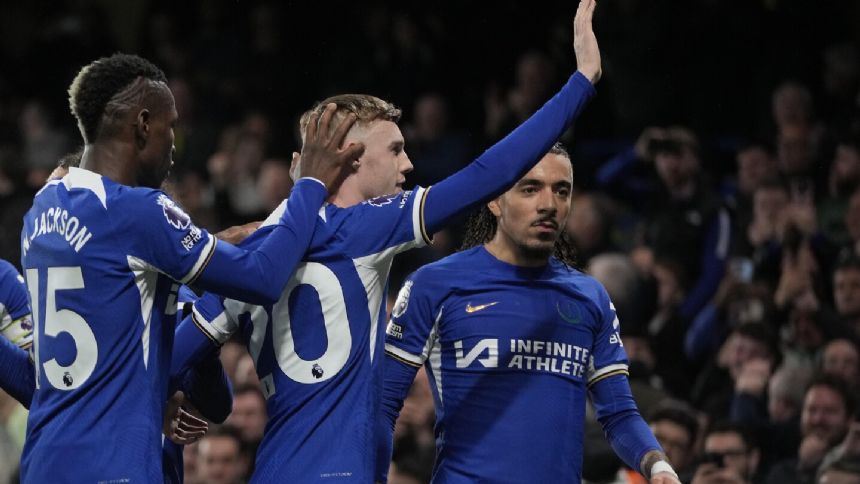 Cole Palmer's hat trick sparks stunning 4-3 comeback for Chelsea against Man United