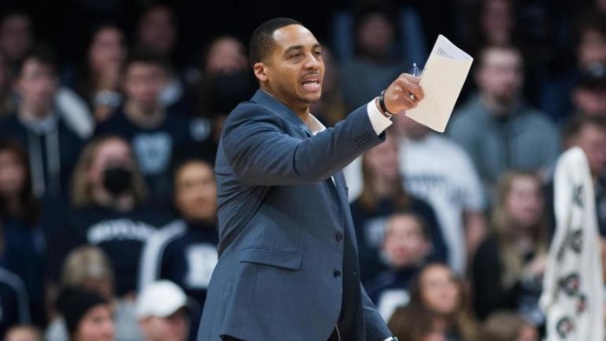 College basketball coaching changes 2022 tracker: Evansville to hire Butler assistant David Ragland
