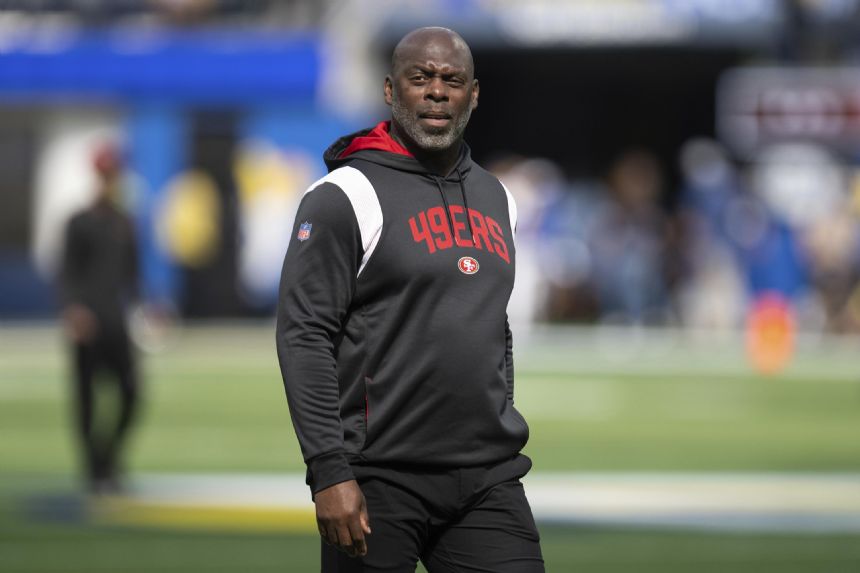 Commanders talk to 49ers' Lynn for offensive coordinator job